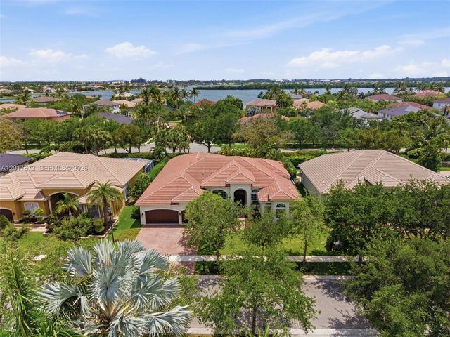 18700 SW 39th Ct, Miramar, FL 33029