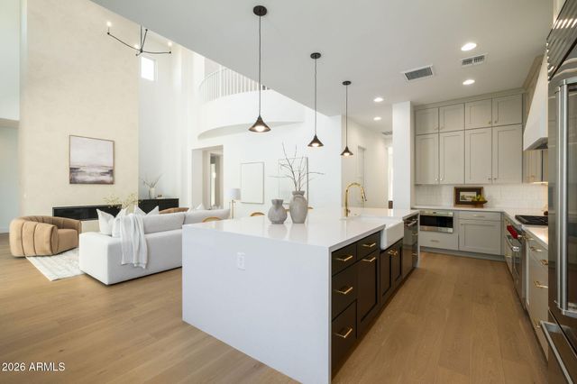 3912 E CRITTENDEN Lane, Phoenix, AZ 85018