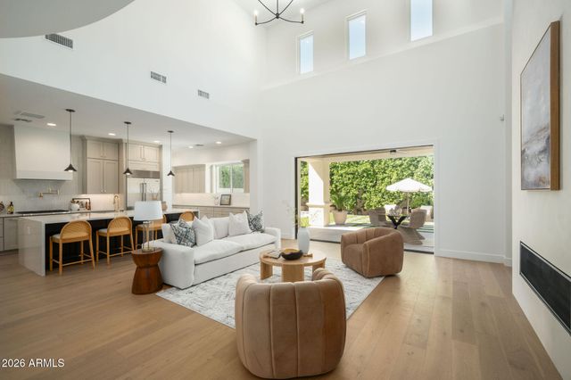 3912 E CRITTENDEN Lane, Phoenix, AZ 85018