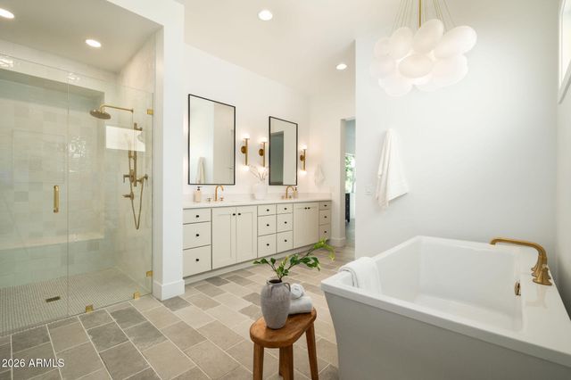 3912 E CRITTENDEN Lane, Phoenix, AZ 85018