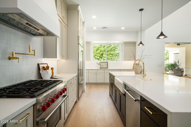 3912 E CRITTENDEN Lane, Phoenix, AZ 85018