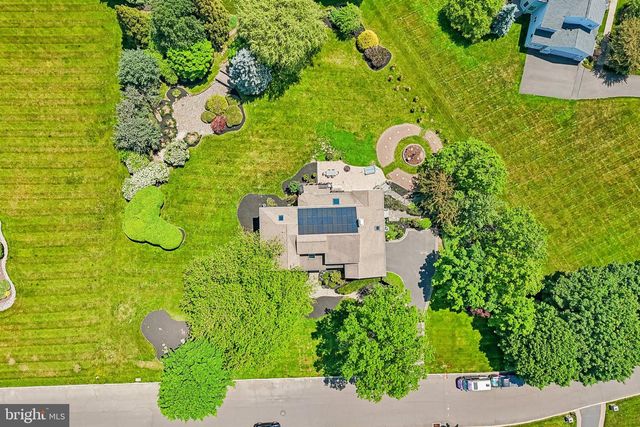 112 WHITNEY LN, Richboro, PA 18954