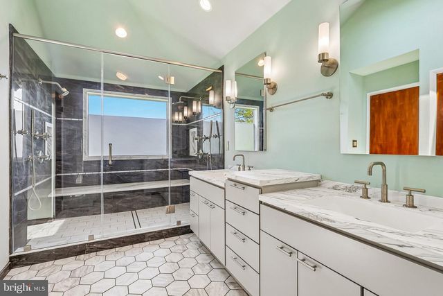 112 WHITNEY LN, Richboro, PA 18954