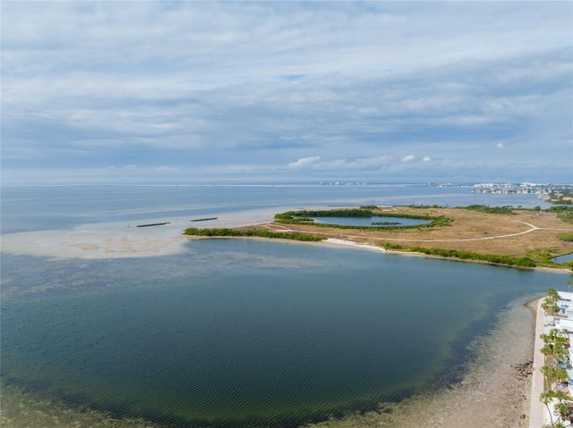 4851 W GANDY BOULEVARD B3L22, Tampa, FL 33611