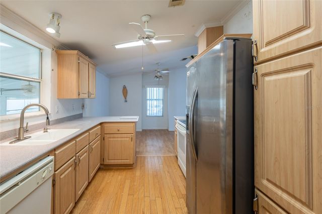 4851 W GANDY BOULEVARD B3L22, Tampa, FL 33611