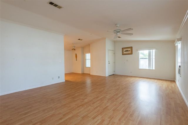 4851 W GANDY BOULEVARD B3L22, Tampa, FL 33611