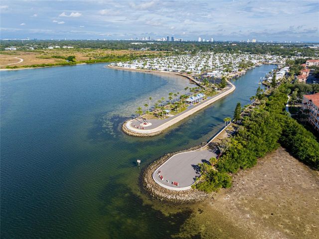 4851 W GANDY BOULEVARD B3L22, Tampa, FL 33611