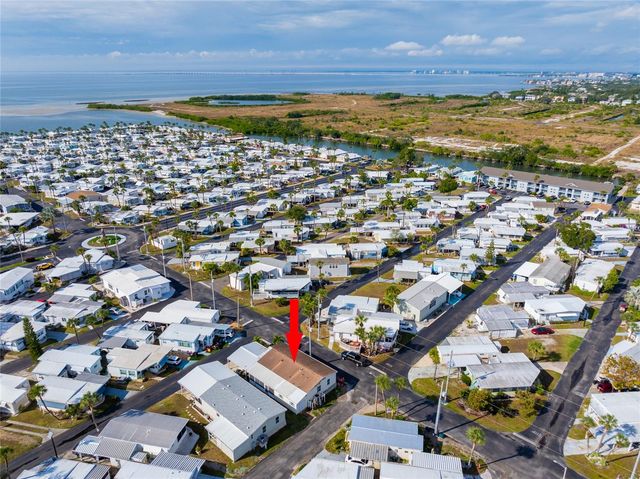 4851 W GANDY BOULEVARD B3L22, Tampa, FL 33611