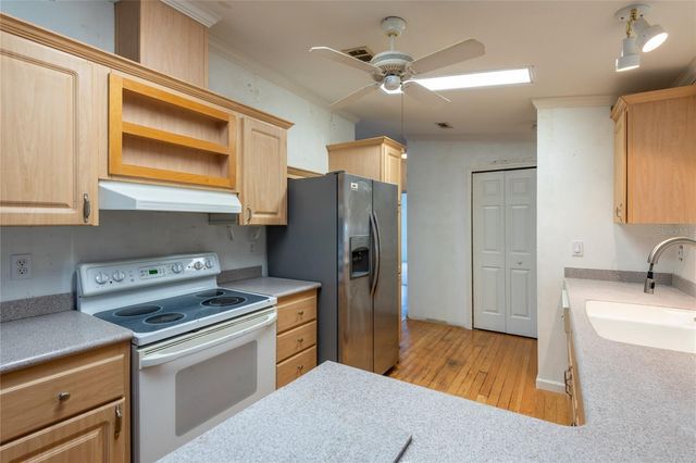 4851 W GANDY BOULEVARD B3L22, Tampa, FL 33611