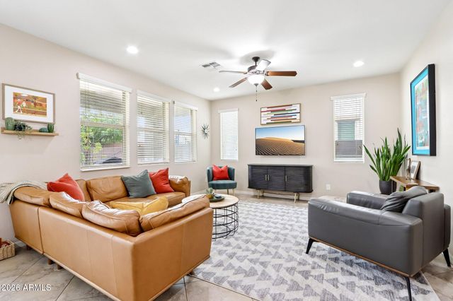 25121 N 55TH Drive, Phoenix, AZ 85083