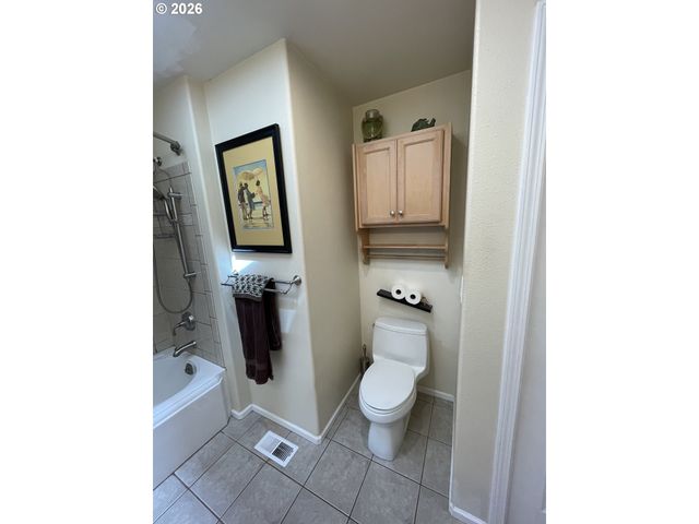 31601 Se LAWRENCE Rd, Estacada, OR 97023