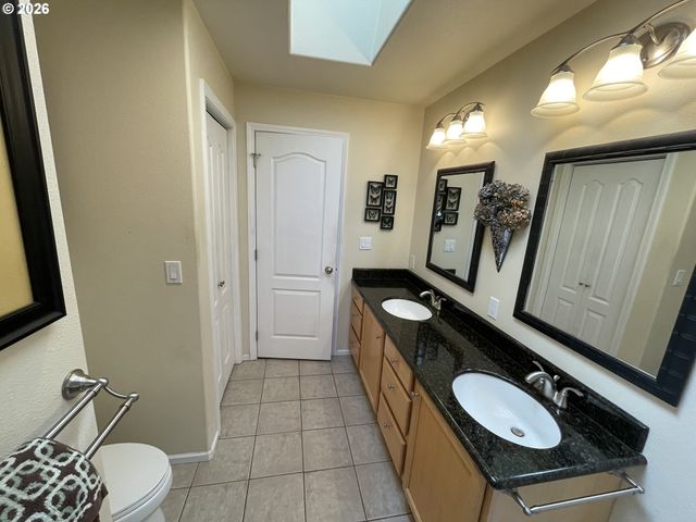 31601 Se LAWRENCE Rd, Estacada, OR 97023