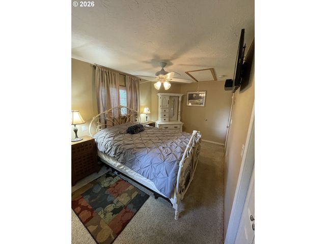 31601 Se LAWRENCE Rd, Estacada, OR 97023