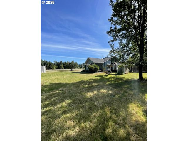 31601 Se LAWRENCE Rd, Estacada, OR 97023