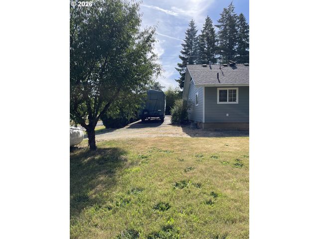 31601 Se LAWRENCE Rd, Estacada, OR 97023