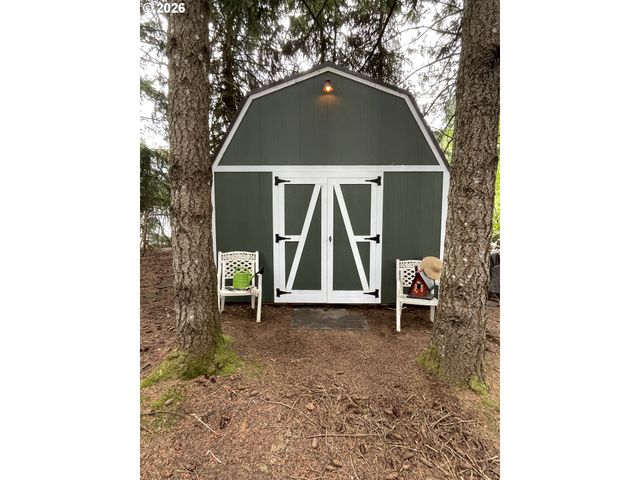 31601 Se LAWRENCE Rd, Estacada, OR 97023