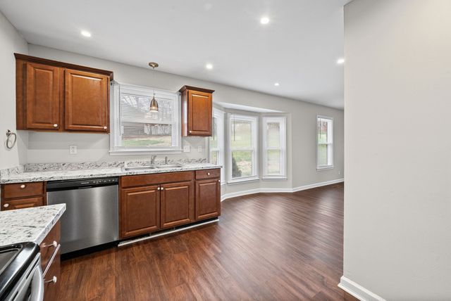 1710 Broadripple Drive, Clarksville, TN 37042