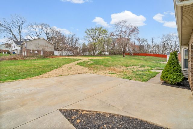 1710 Broadripple Drive, Clarksville, TN 37042