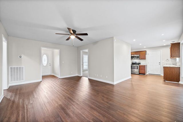 1710 Broadripple Drive, Clarksville, TN 37042