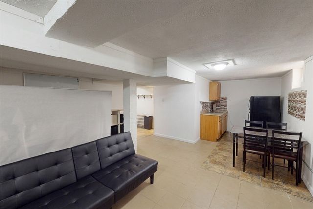 51 Barrows Street, Providence, RI 02909