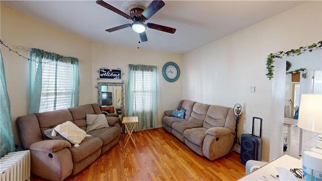 51 Barrows Street, Providence, RI 02909