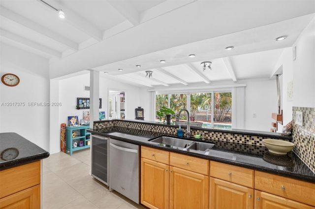 2478 Cat Cay Ln, Fort Lauderdale, FL 33312
