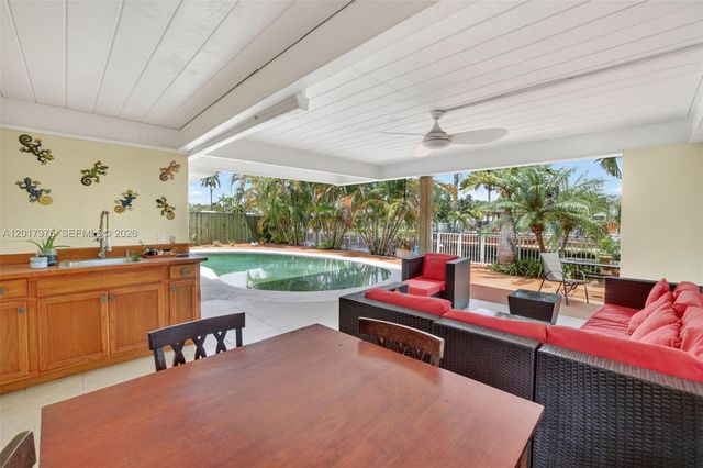 2478 Cat Cay Ln, Fort Lauderdale, FL 33312