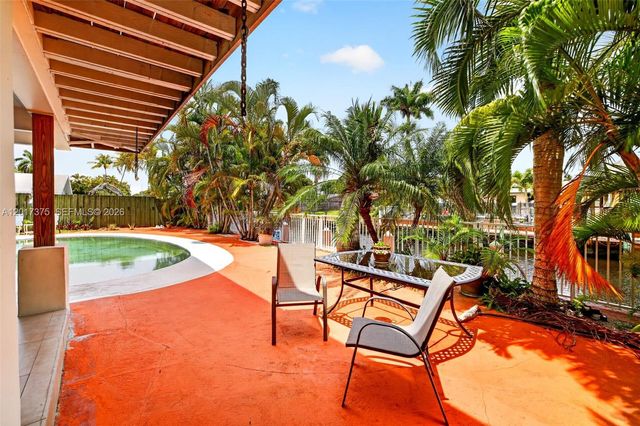 2478 Cat Cay Ln, Fort Lauderdale, FL 33312