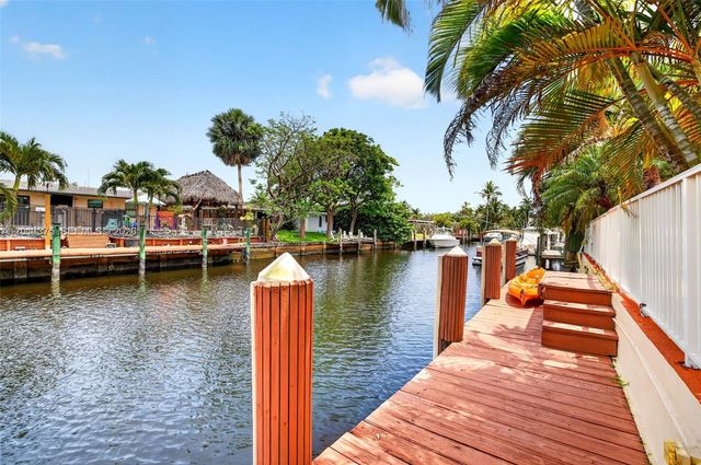 2478 Cat Cay Ln, Fort Lauderdale, FL 33312
