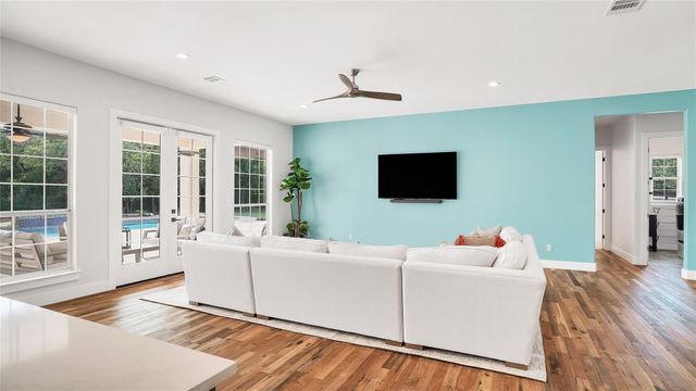 5409 Laguna Cliff LN, Austin, TX 78734