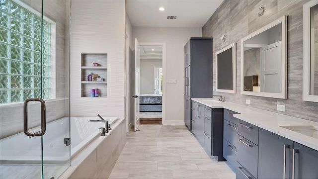 5409 Laguna Cliff LN, Austin, TX 78734