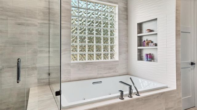 5409 Laguna Cliff LN, Austin, TX 78734