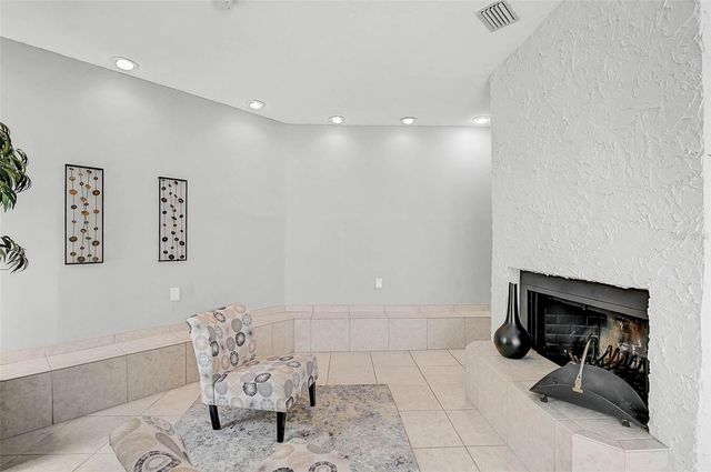 4388 RAYFIELD DRIVE 4388, Sarasota, FL 34243