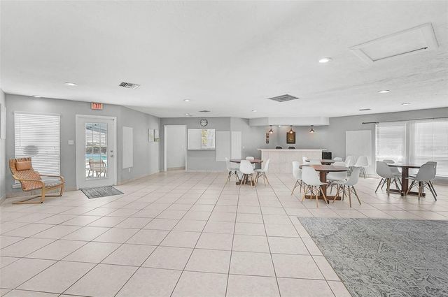 4388 RAYFIELD DRIVE 4388, Sarasota, FL 34243