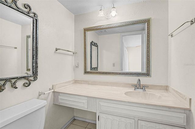4388 RAYFIELD DRIVE 4388, Sarasota, FL 34243