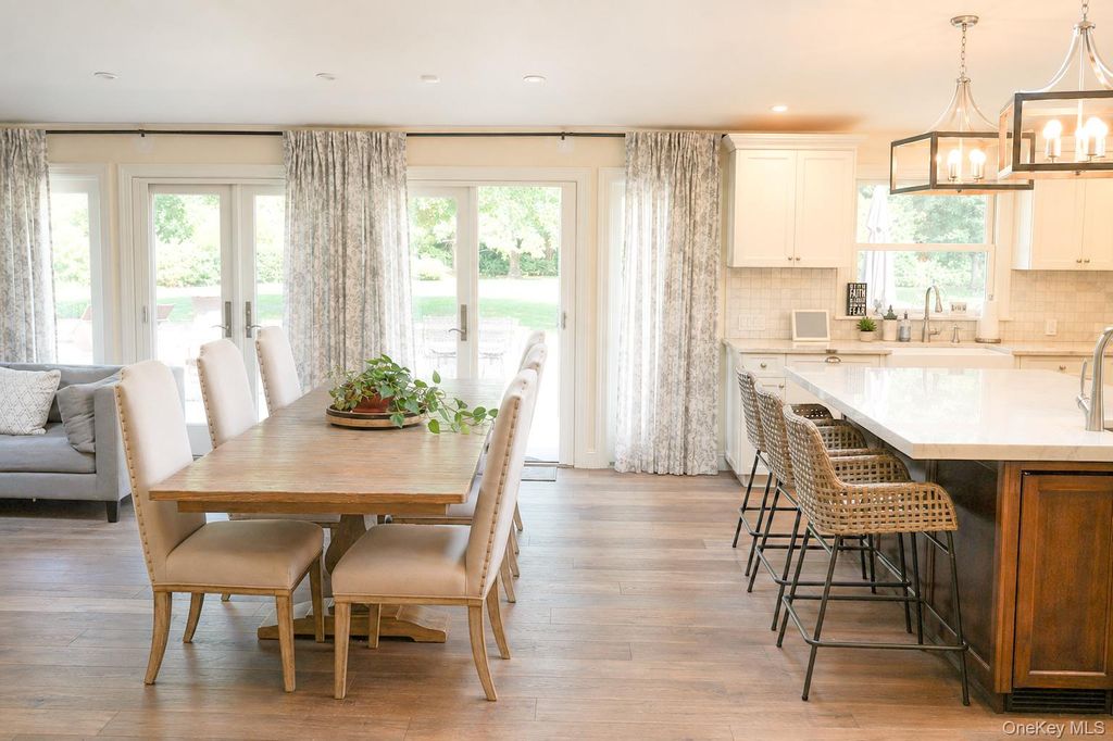41 Snowball Drive, Cold Spring Harbor, NY 11724 — photo 4