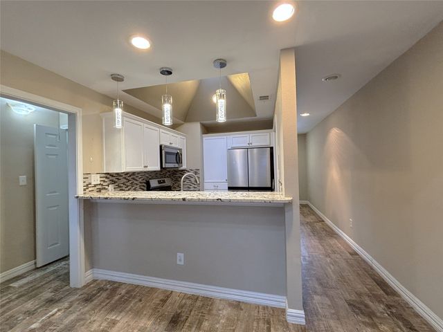 9461 Timberleaf Drive, Dallas, TX 75243