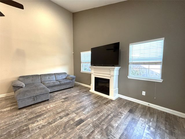 9461 Timberleaf Drive, Dallas, TX 75243