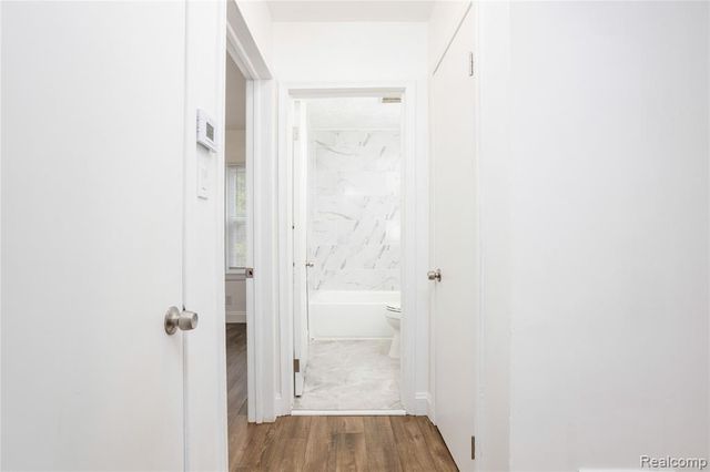 18261 Brentwood Street, Livonia, MI 48152