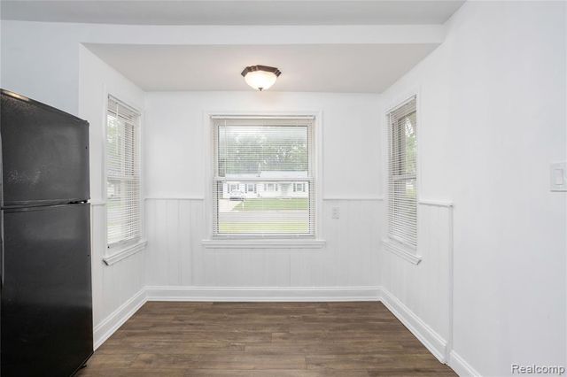 18261 Brentwood Street, Livonia, MI 48152