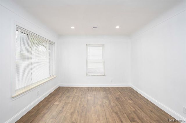 18261 Brentwood Street, Livonia, MI 48152
