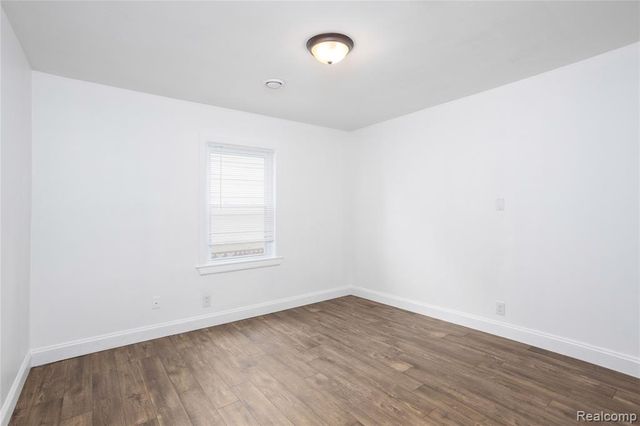 18261 Brentwood Street, Livonia, MI 48152