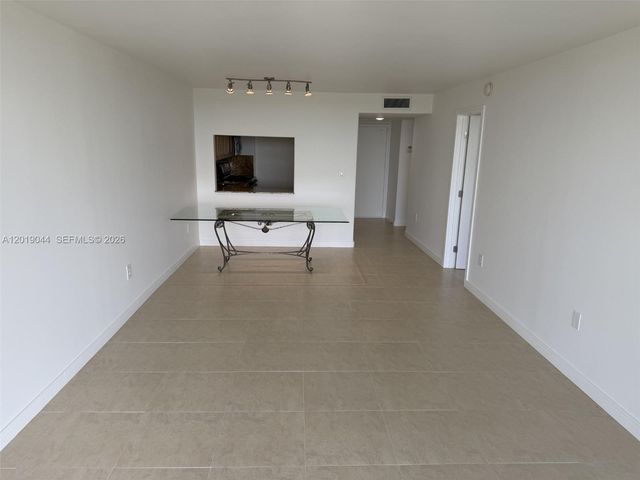 13120 SW 92nd Ave B-PH2, Miami, FL 33176