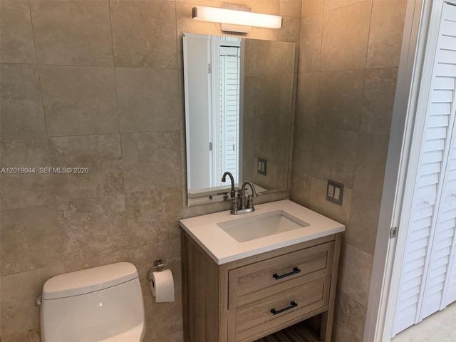 13120 SW 92nd Ave B-PH2, Miami, FL 33176