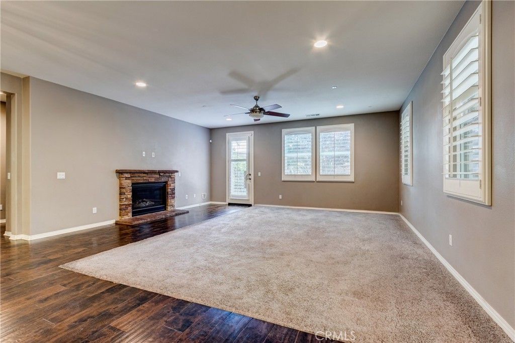 Image 21 of property listing at 31562 Shoregrass Lane, Murrieta, CA 92563