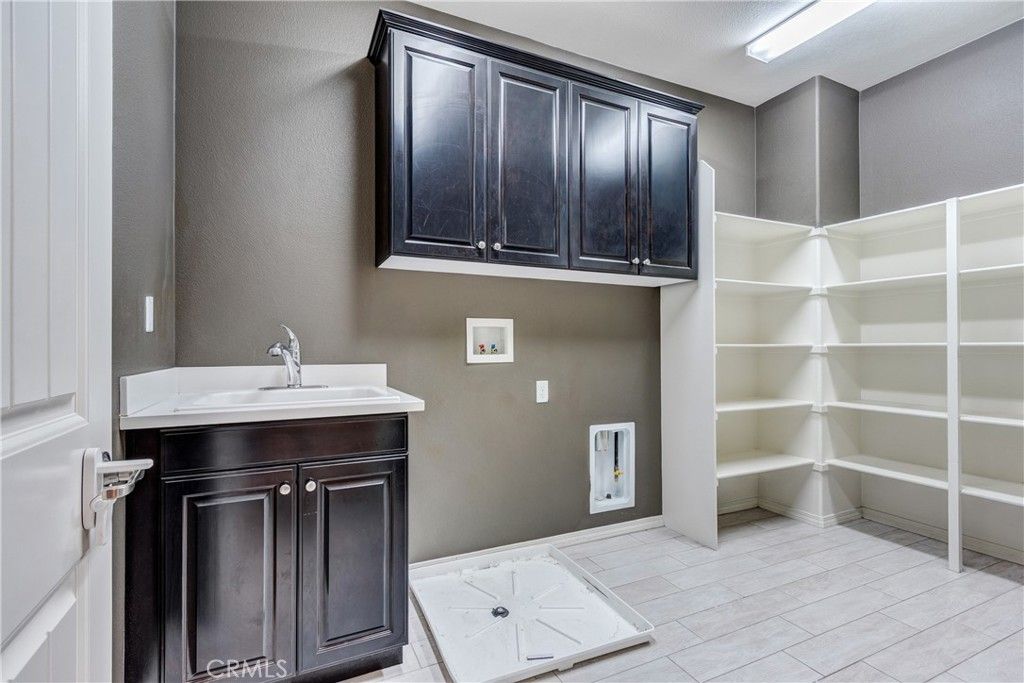 Image 36 of property listing at 31562 Shoregrass Lane, Murrieta, CA 92563