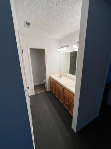 17495 Melba Drive E, Madera, CA 93638