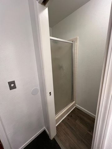 17495 Melba Drive E, Madera, CA 93638