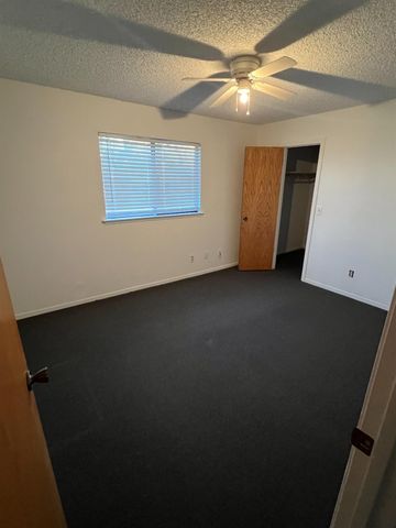 17495 Melba Drive E, Madera, CA 93638