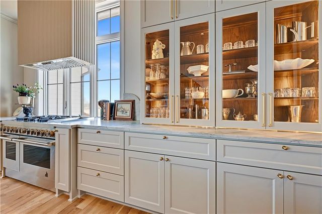 11809 W 181st Street, Overland Park, KS 66013